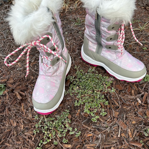 Dream Pairs Girls Faux Fur Lined Boots - Picture 2 of 6